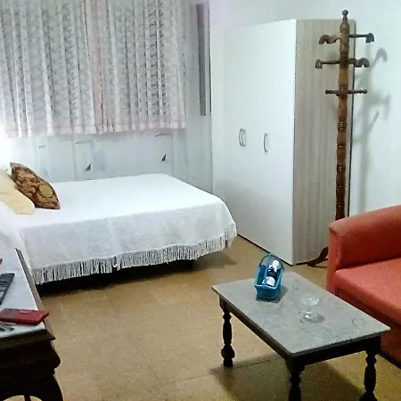 Sansofe Vivienda Estudio Apartment